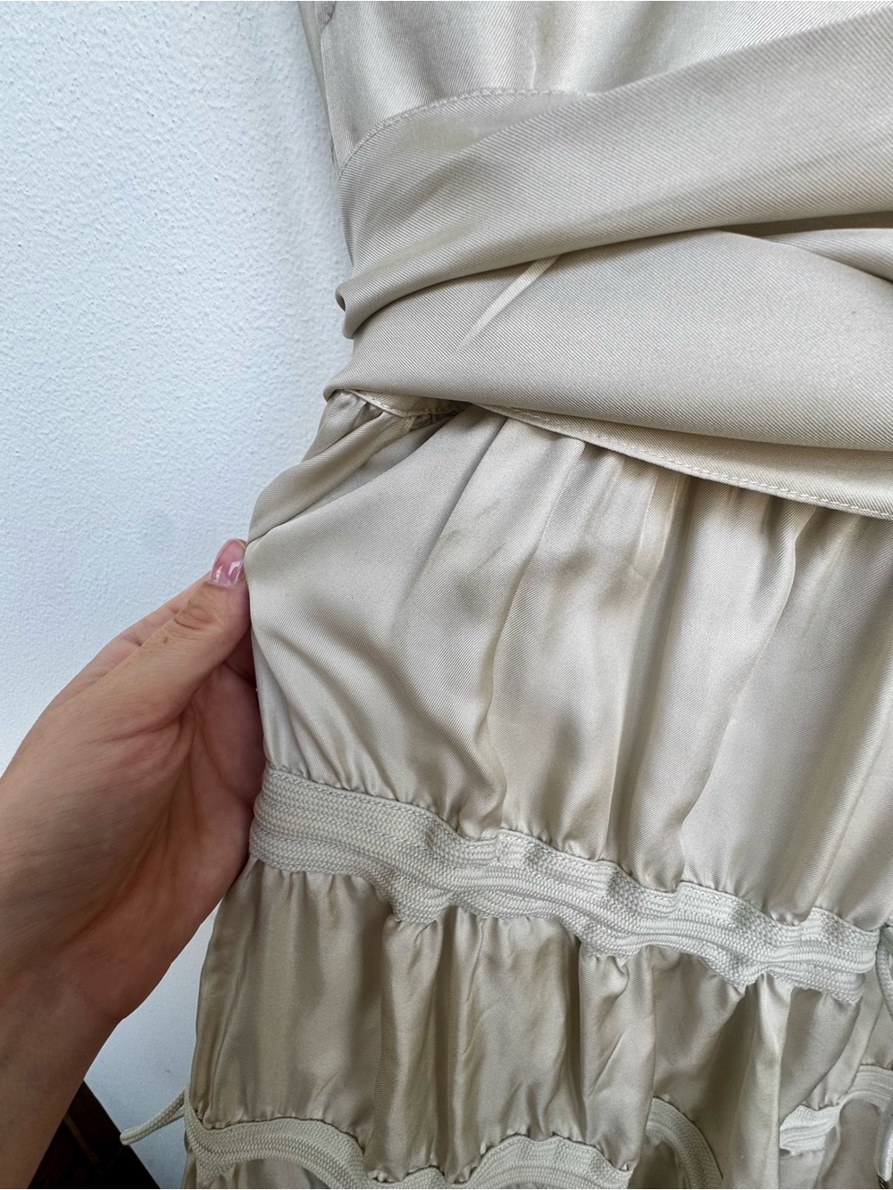 Marc By Marc Jacobs 100% Silk Taupe Tiered V-Neck Maxi Dress - Picture 9 of 9